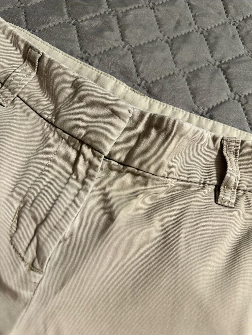 J Crew Women’s Classic Tan Cotton Shorts size 2